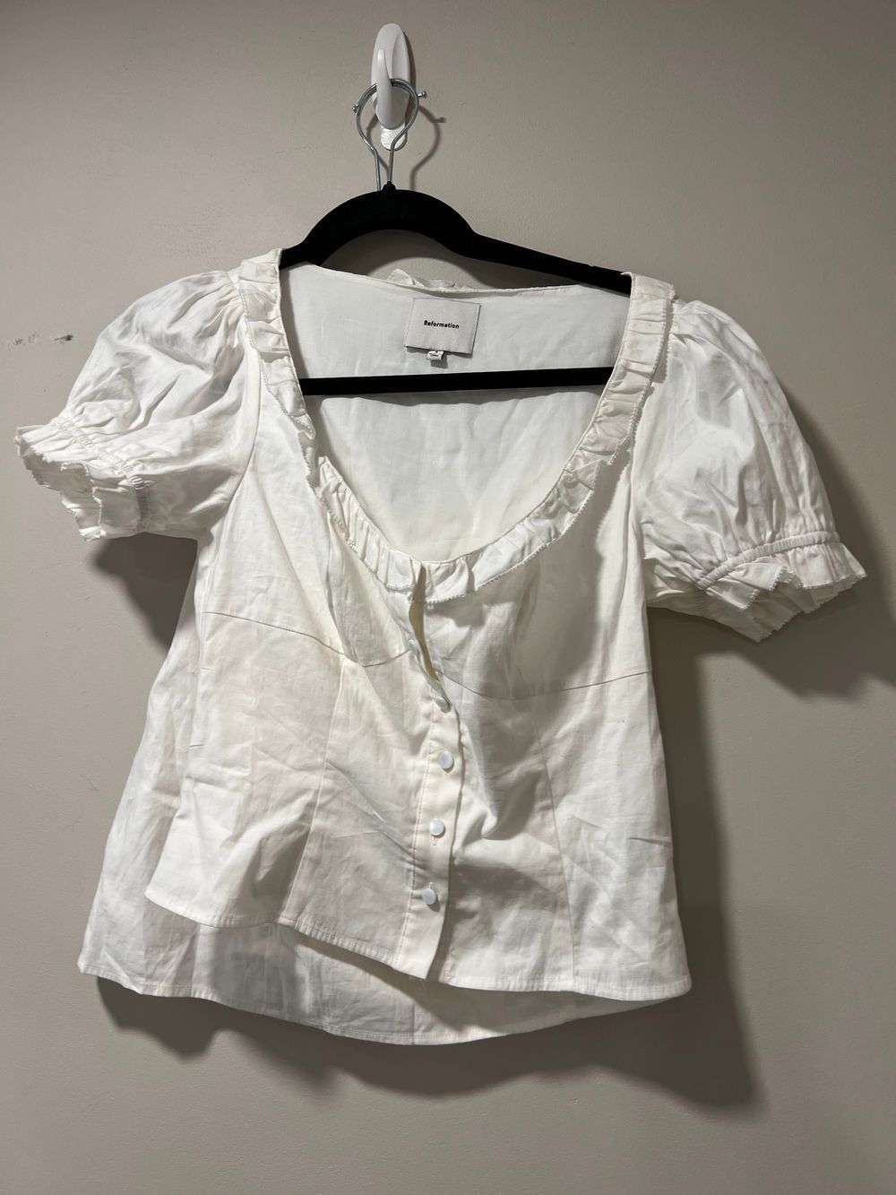 Reformation White Ruffle Scoop Button-Front Set Size 4 - Picture 3 of 9